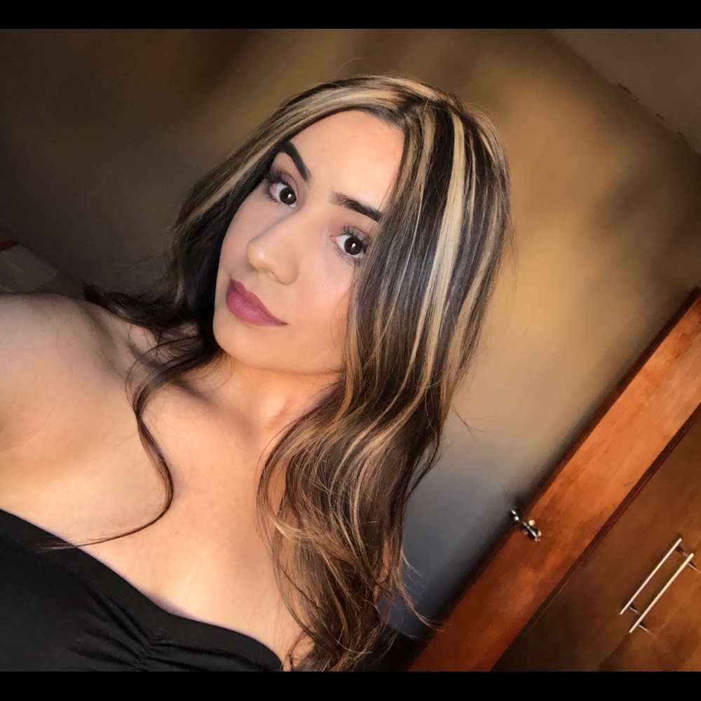 Meet your Posher, Mags